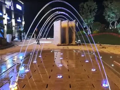 Apakah saya bisa menggunakan air mancur statis di area yang teduh?